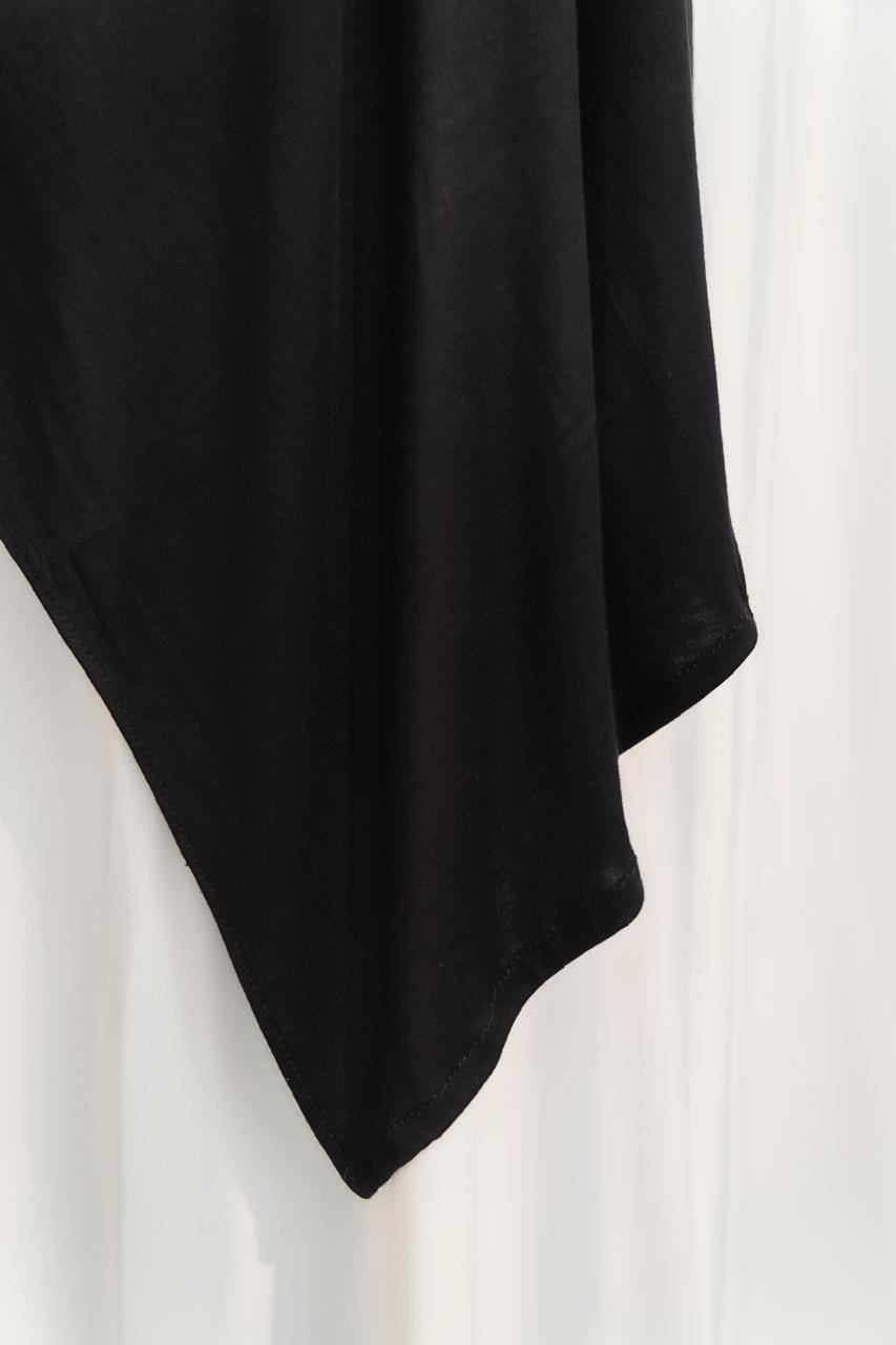 black jersey