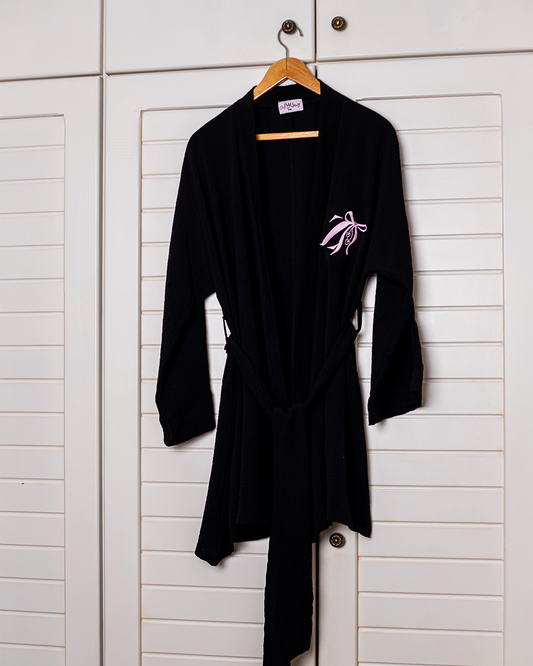 Wrap me up black robe
