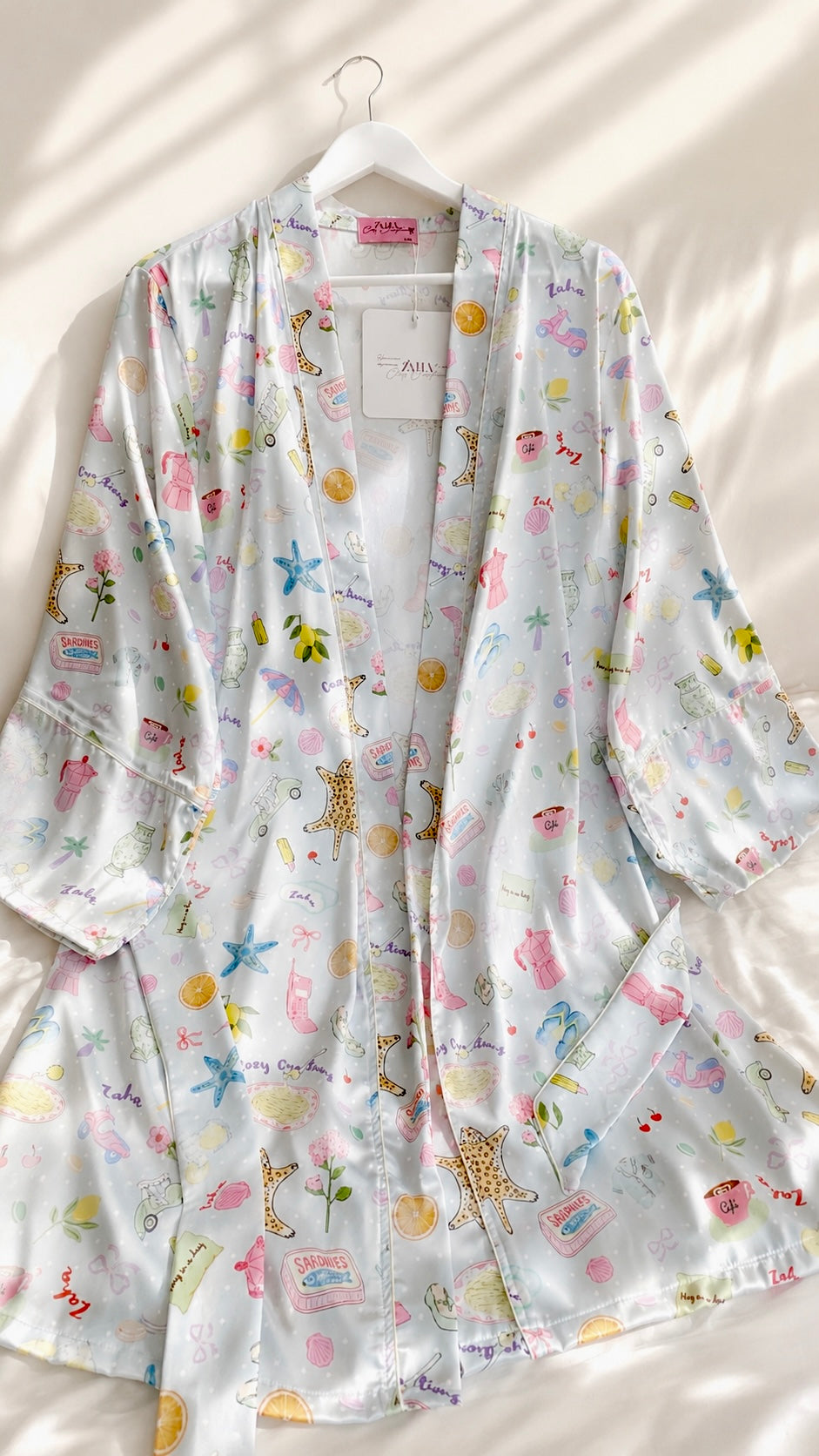 Dolce vita satin robe