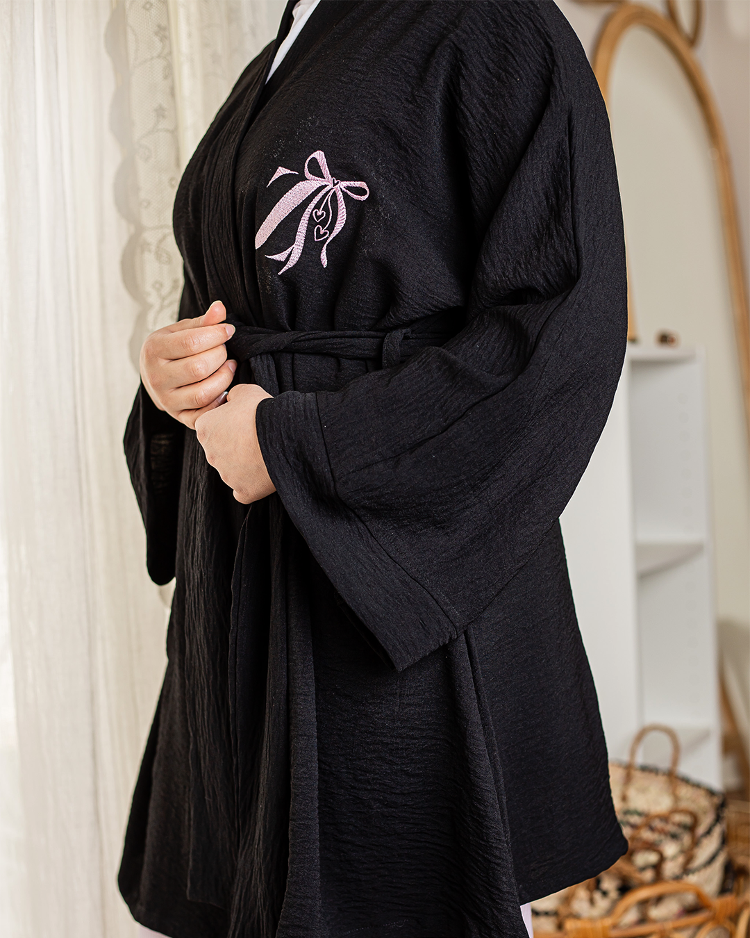 Wrap me up black robe