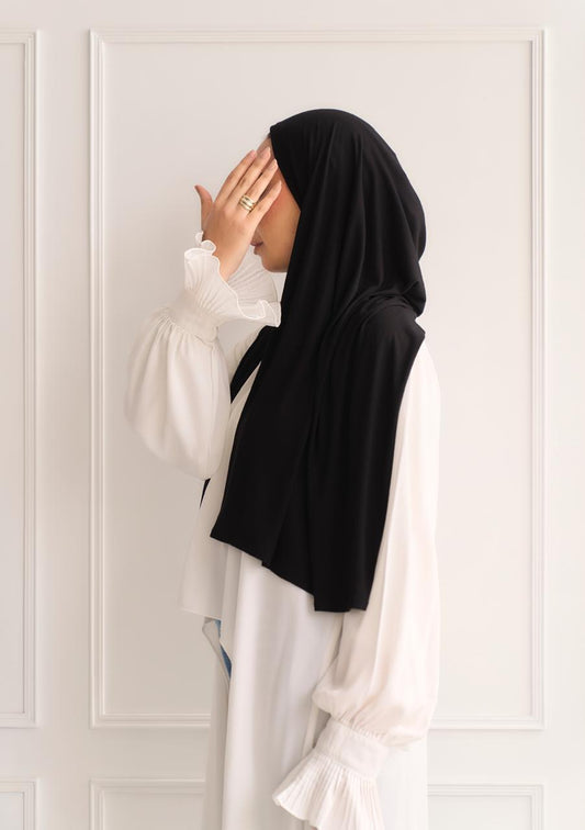 black jersey