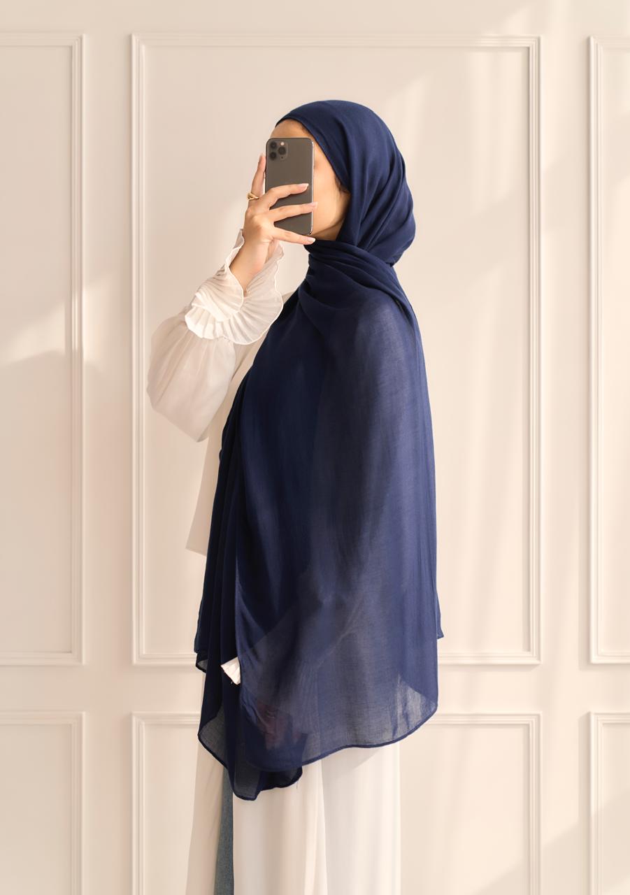 Navy linen modal