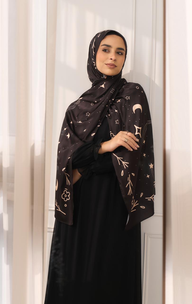 Satin Leil