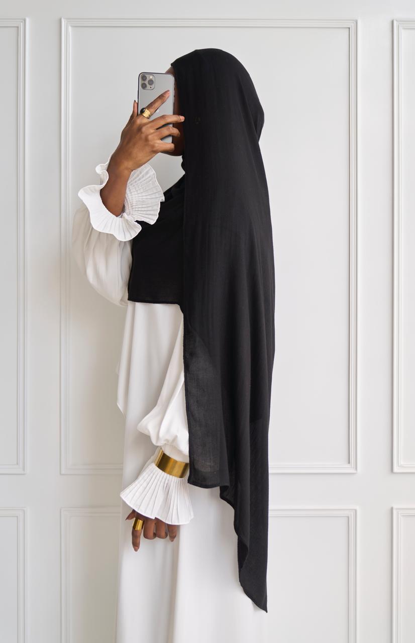 Black linen Modal