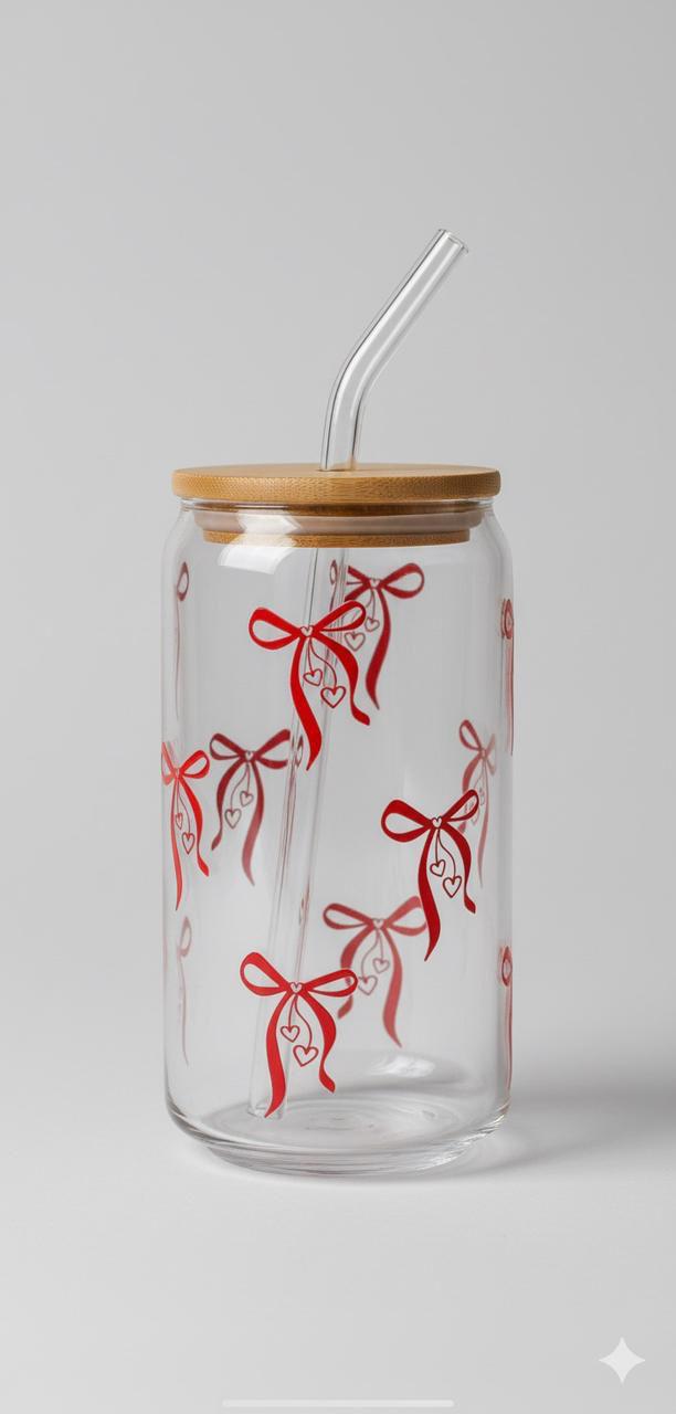 Knot your average glass
cup