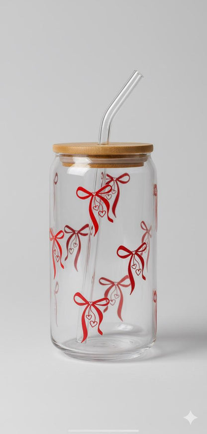 Knot your average glass
cup